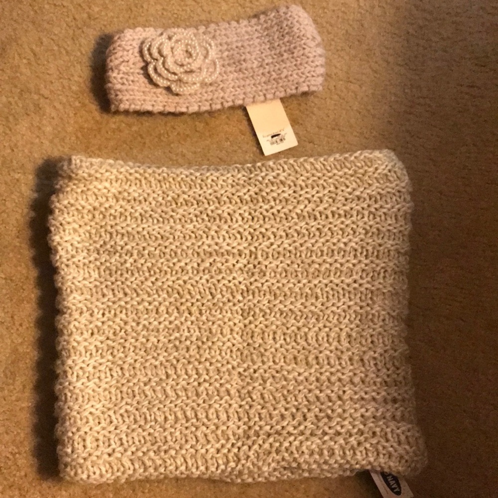 Francesca’s Head warmer and Old Navy Scarf
